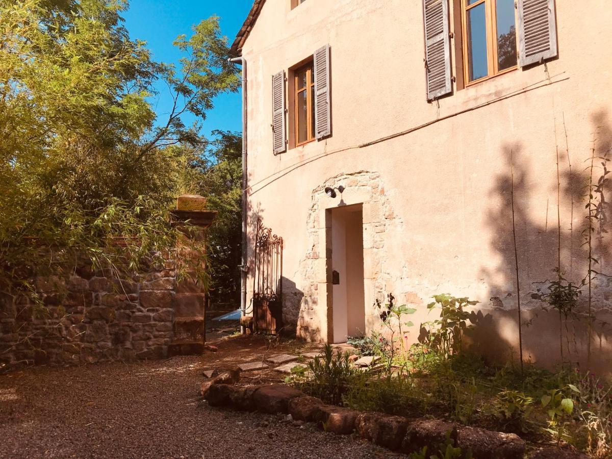 Maison De Famille Et D'Ami-E-S Valady エクステリア 写真
